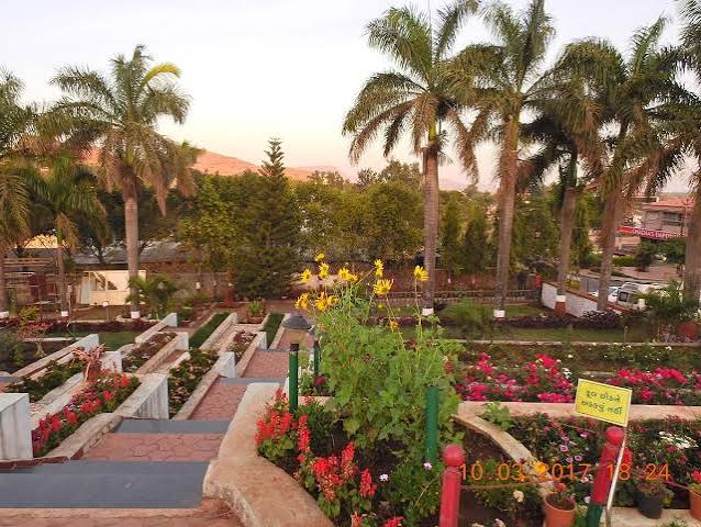 Step Garden Saputara